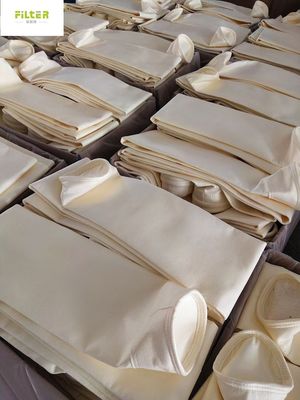 PP الأراميد PPS PTFE الألياف الزجاجية الغبار جامع تصفية القماش العرض 2.2m 450-800gsm