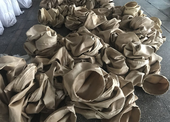 ارتفاع في درجة الحرارة ، مقاومة الأحماض والقلويات النفط الفيبرجلاس و كيس تصفية الغبار طارد المياه لمصنع الصلب